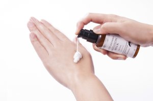 画像3: 京都美山の潤い乳液(50ml) (3)